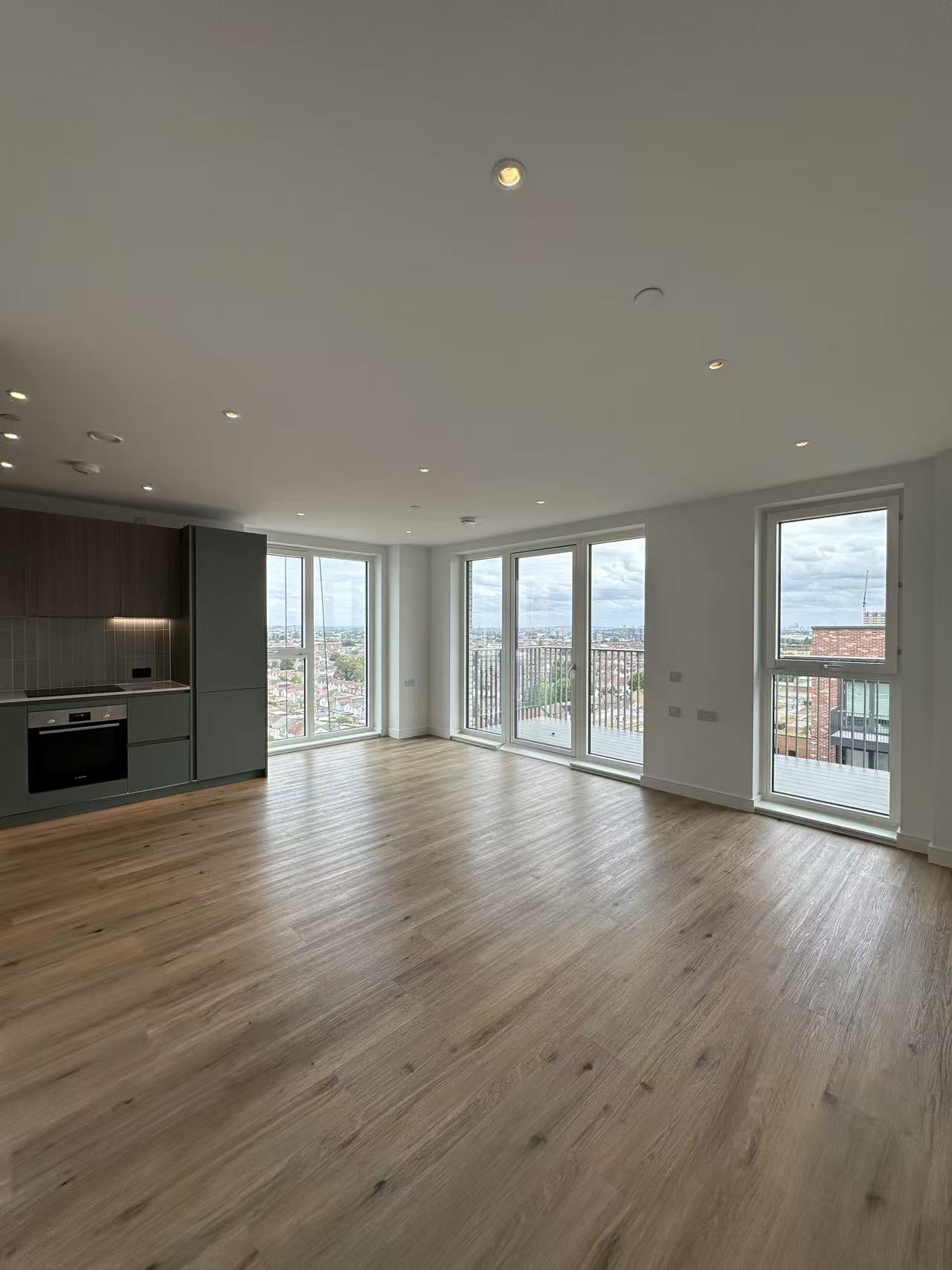 Lansha Group - UK Real Estate, UK Property Agency | One stop shop for buying and purchasing properties in the UK